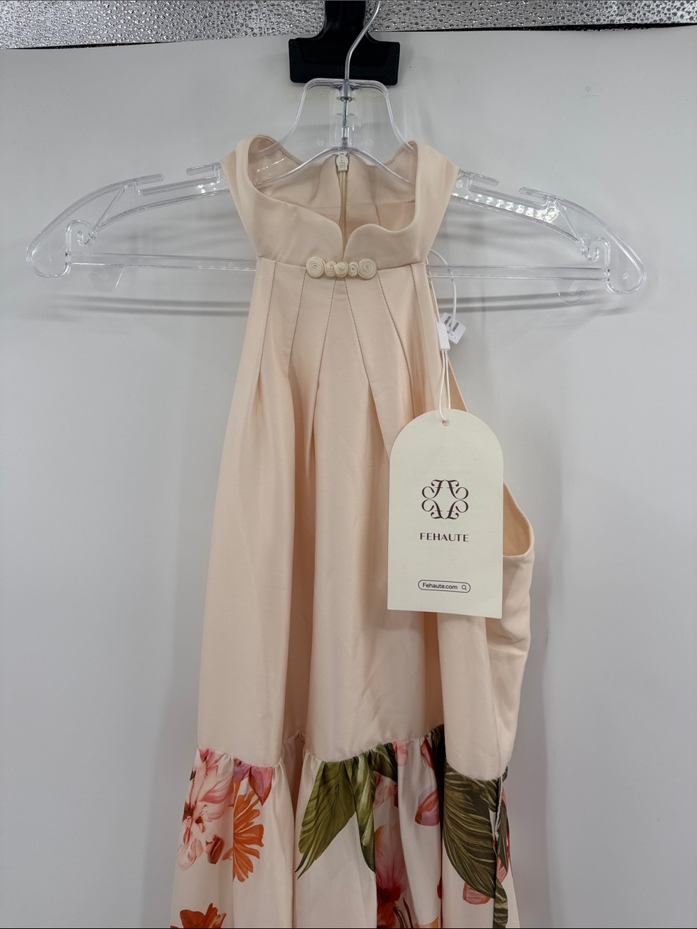 Fehaute Beige Floral Bow Satin Halter A-Line Gown Dress - Beige - 6 - NWT - Picture 3 of 12